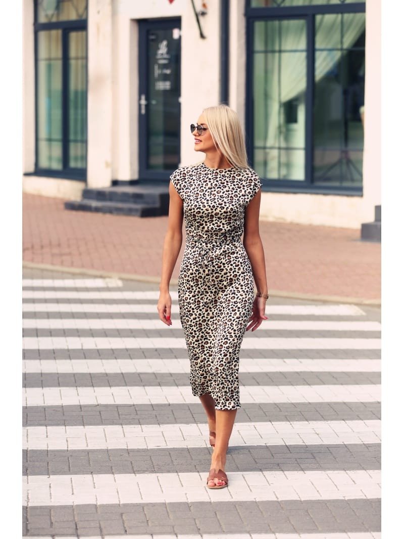 Leopardinė suknelė