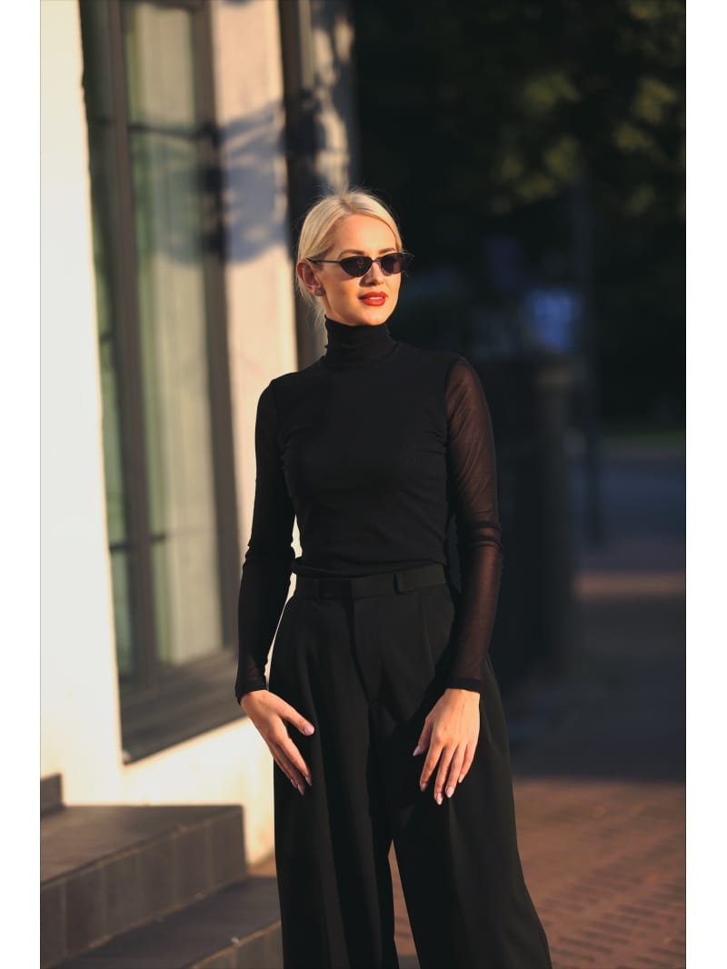 Juoda palaidinė