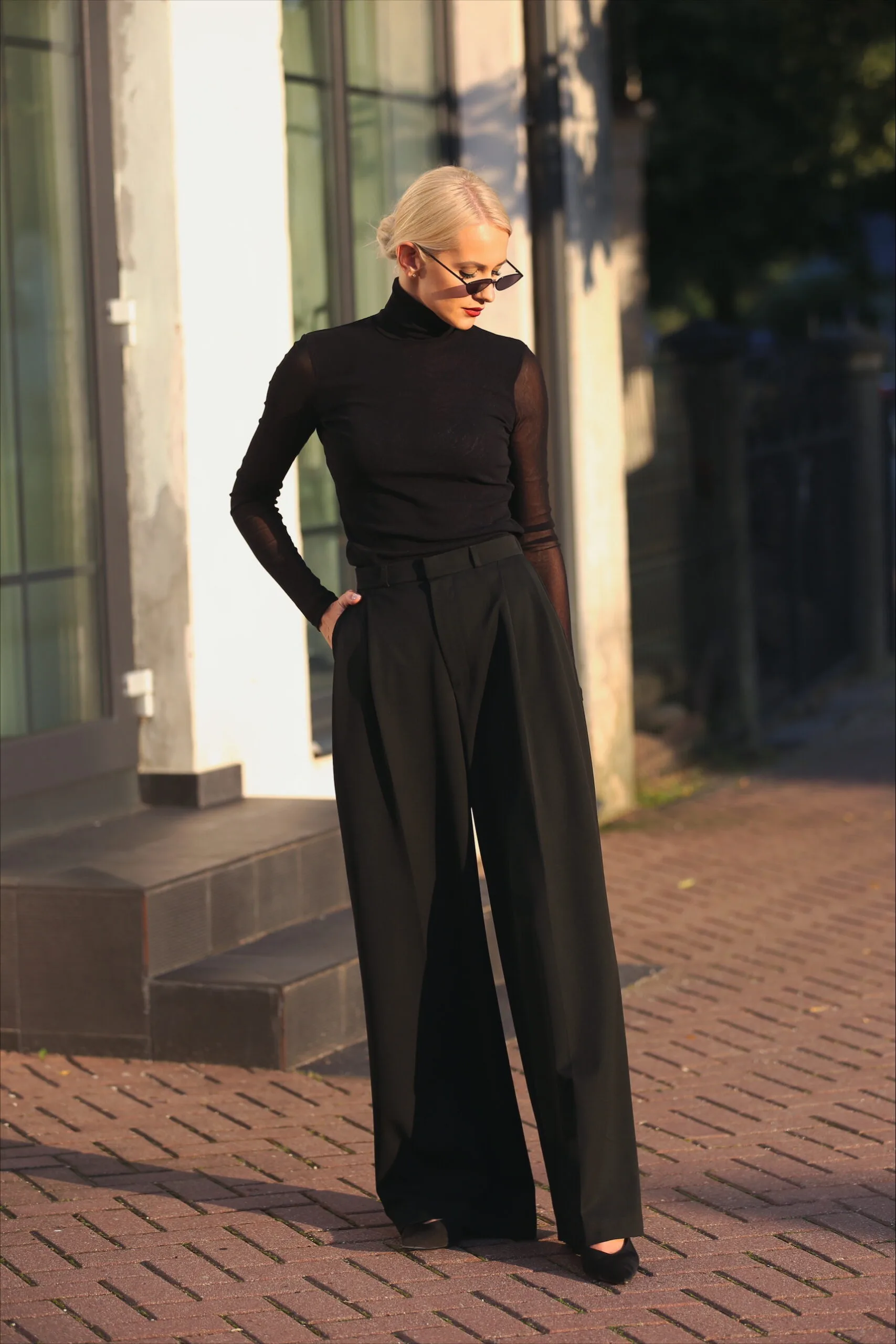 juoda palaidinė