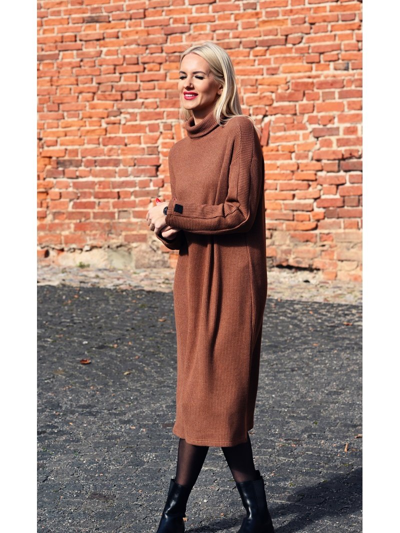 Megzta suknelė